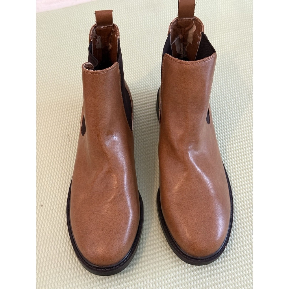 Ann Taylor LOFT Womens Size 8 Lug Sole Chelsea Booties in Chestnut Brown